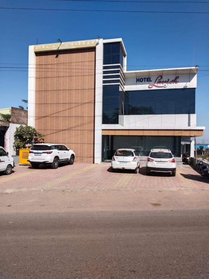 Jmc Hotel Lavish Akolia Exteriér fotografie
